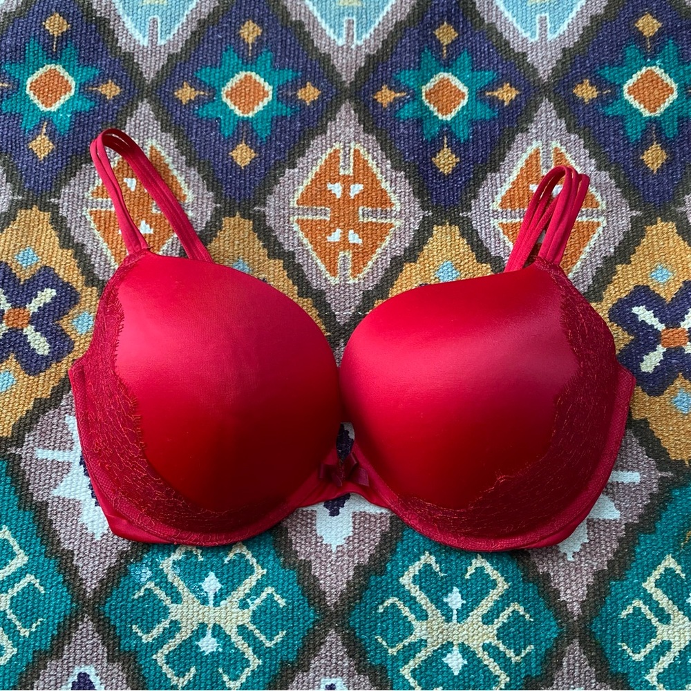 Victoria’s Secret Balconet Bra Red Very Sexy Push Up Size 34DDD Lace Mesh